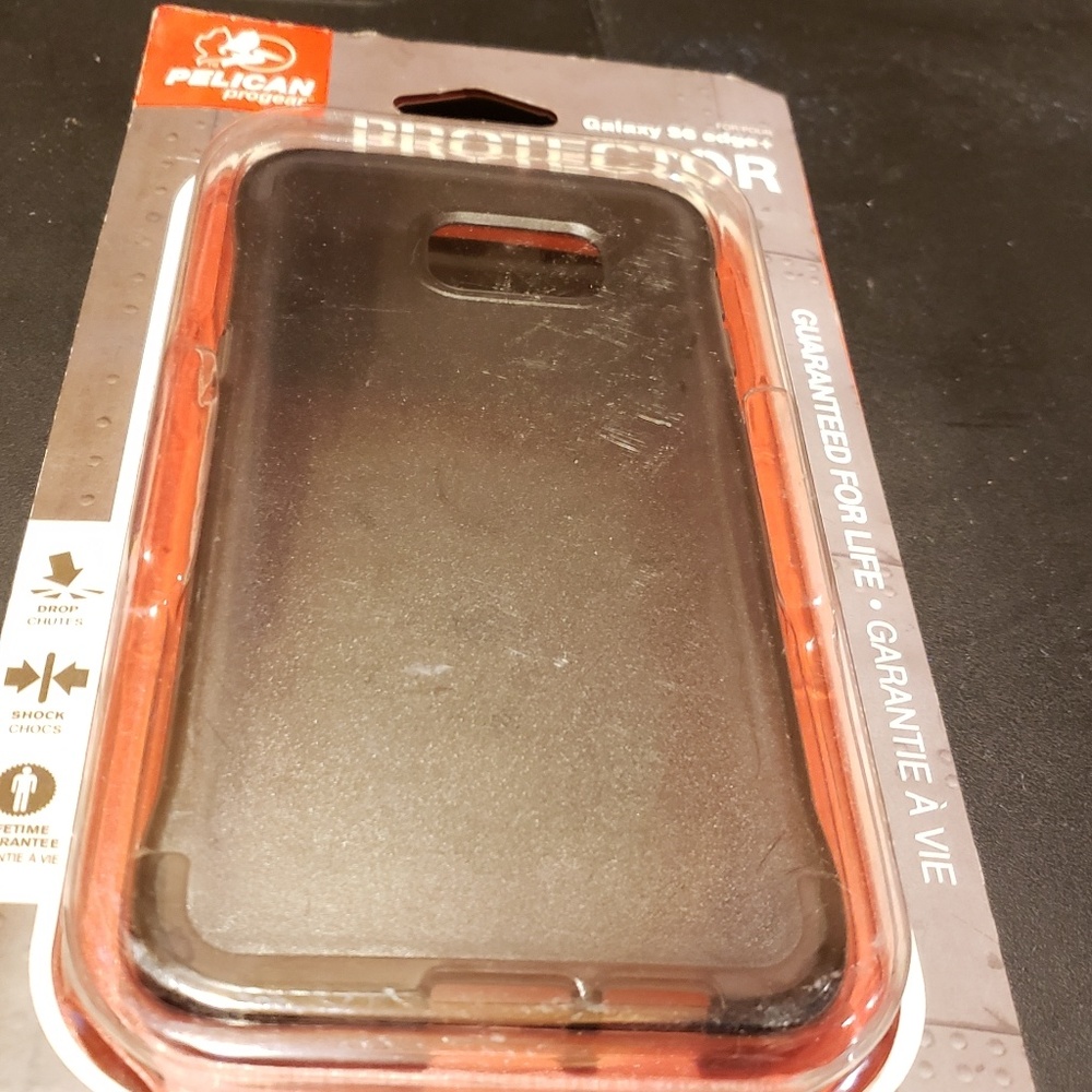 Pelican phone case